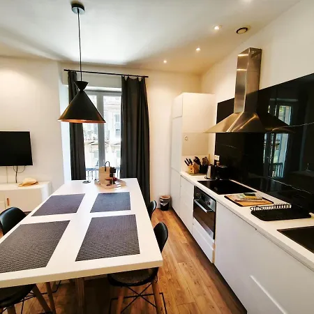 Spacieux Et - Vieux 5 Mn' A Pied Apartman Nizza
